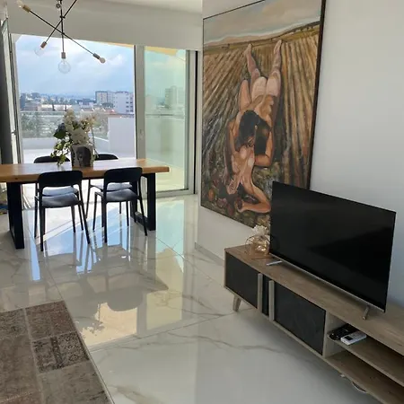 Luxury Penthouse With Panoramic View Lägenhet Nicosia